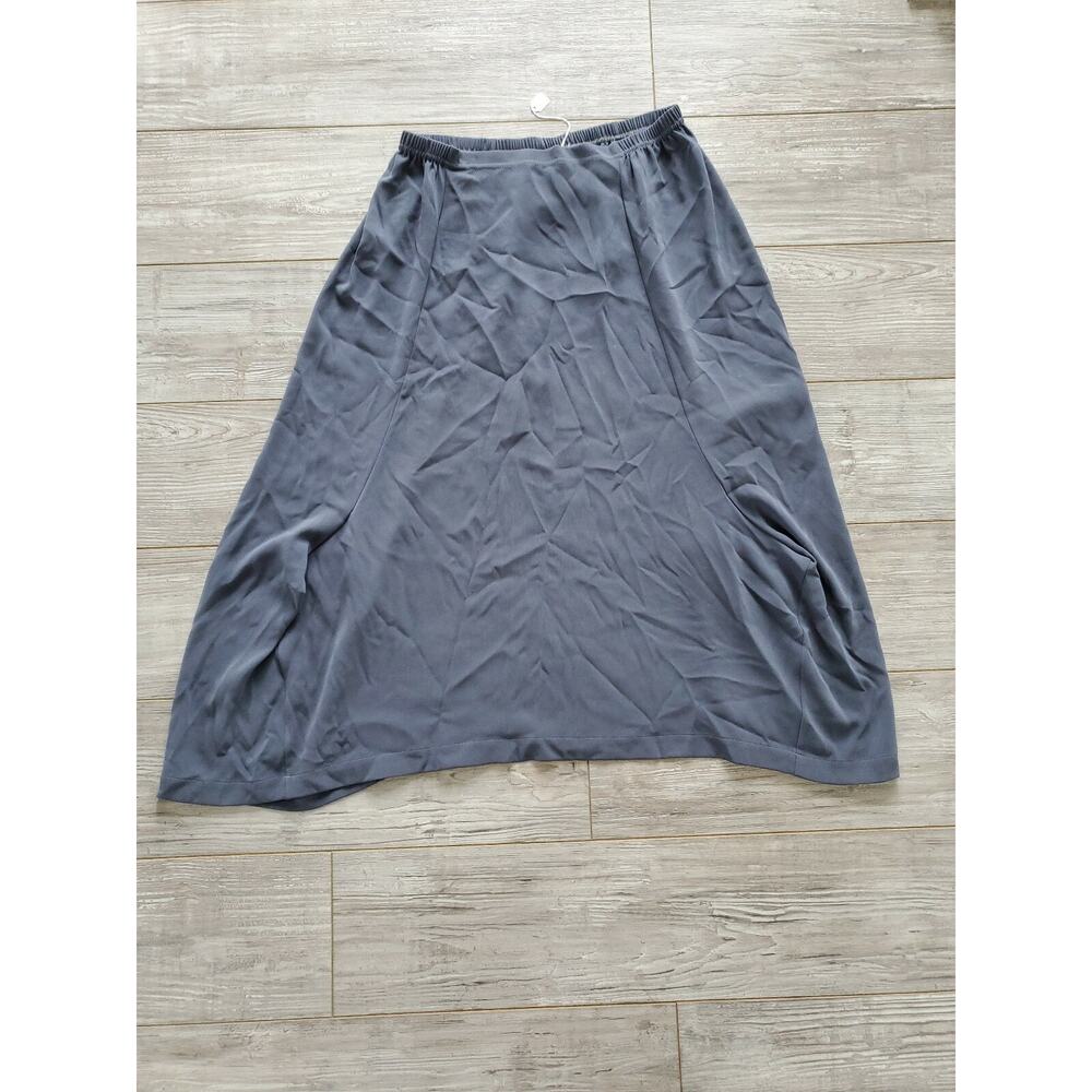 Blanque's Women's Grey Long Skirt‎ Size 2 Lightweight Elastic Waist stretchy